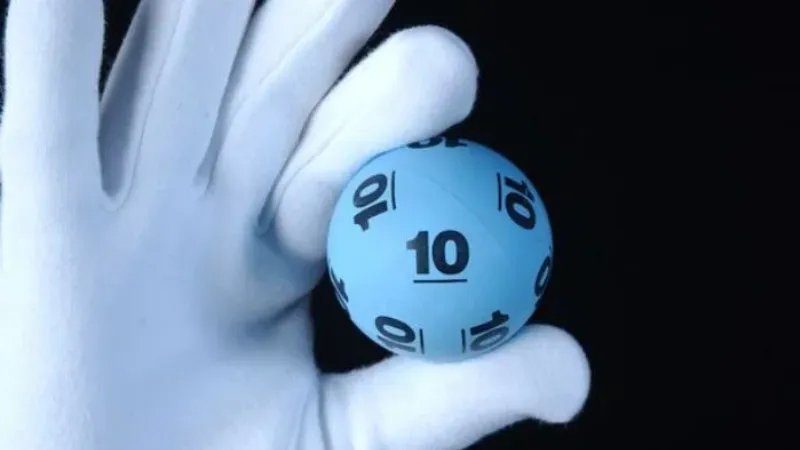 Khái niệm và lợi ích của tạo dàn đề tự động